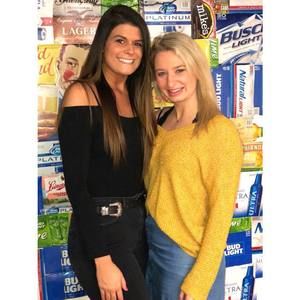 Meet your Posher, Leah